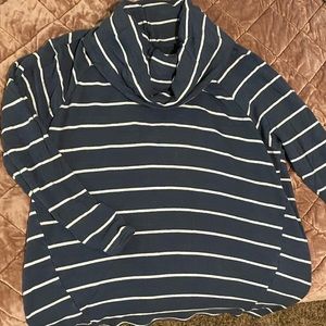 Small Lou & Grey tunic cowl